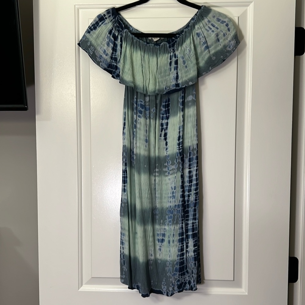 Vanilla star off shoulder dress